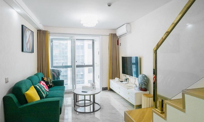 Liangqing District Apartment | Locals Apartment House 24