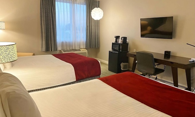 Torrance Hotel | Located In the Heart of Torrance! Easy access to Downton LA! Free Parking