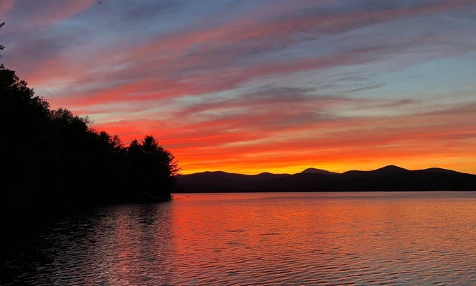 Dryden House | Location! Lakefront, 4 seasons, Private beach, Mountain views, SeaDoo rent