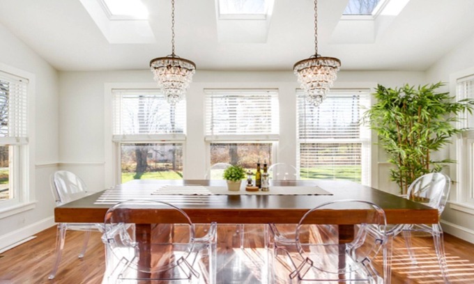 West Stockbridge House | Location! Location! Berkshire Glamour (and comfort) Meets Town And Country