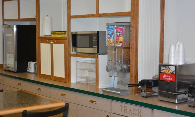 Laurel Hotel | Locomotive Inn