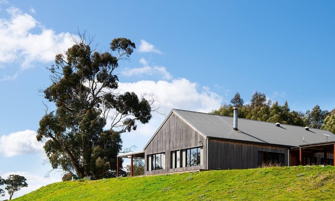 Glenlyon House | Loddon Paddock - Eco Country Retreat