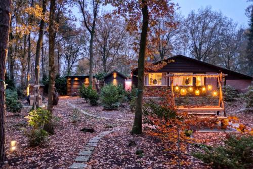 Rheezerveen House | Lodge in een bosrijke omgeving met Hottub & Sauna opt