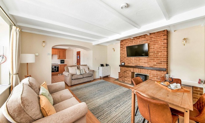 Thirsk Cottage | Lodge in Thirsk with Spa & Scenic Trails