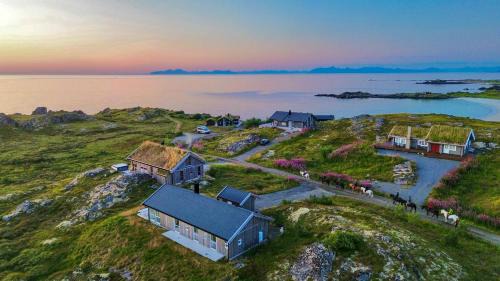 Vagan Cabin | Lofoten Links Lodges