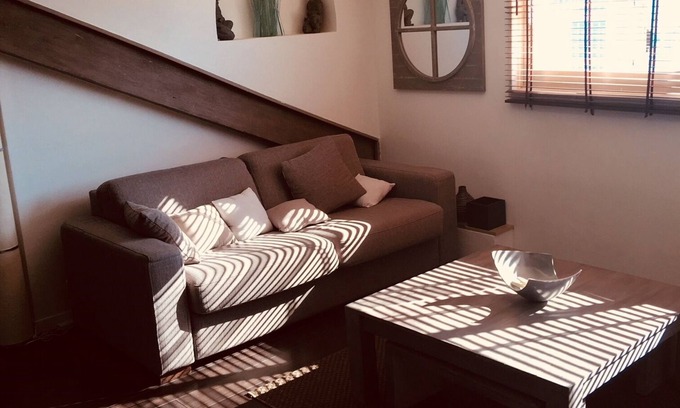 Le Suquet Apartment | Loft apartment - beach 100 meters away, near Palais des Festivals