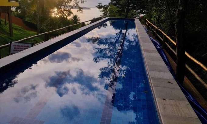 Ilhabela House | Loft apartment, with pool and sea view!
