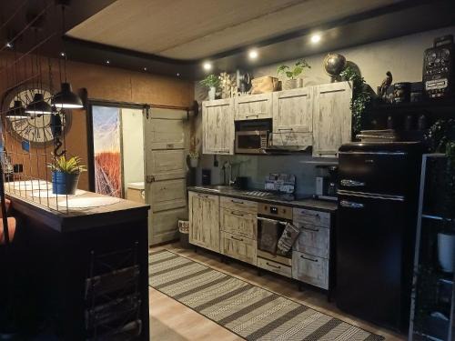 Ylojarvi House | Loft by the lake asunto omakotitalon alakerrassa