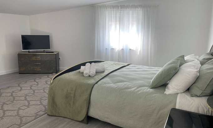 Castanheira de Pera House | Loft das Rocas