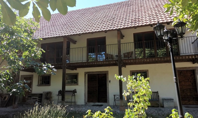 Wolfgantzen Apartment | Loft "le grenier" on a historic farm in Alsace