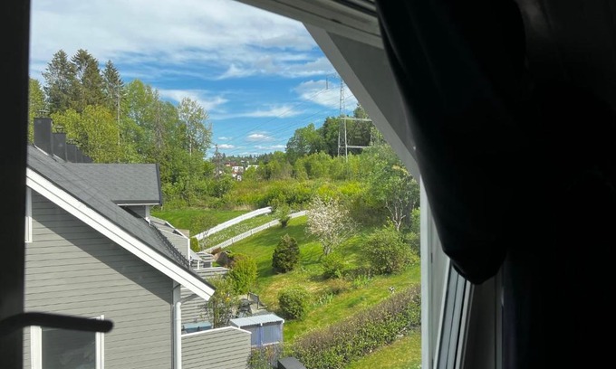 Alna House | Loftroom in townhouse Oslo 1 singel bed 1 double bed