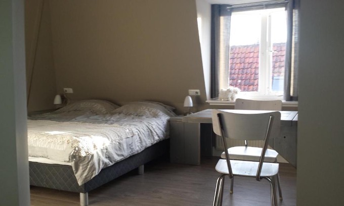Harlingen House | Logies Ommes!