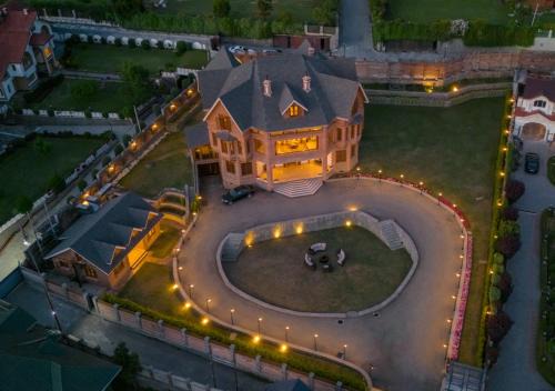 Srinagar House | Lohono Stays Villa Noor
