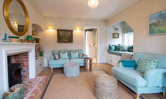 Icklesham Cottage | Loke Cottage – Winchelsea Town – Near Rye