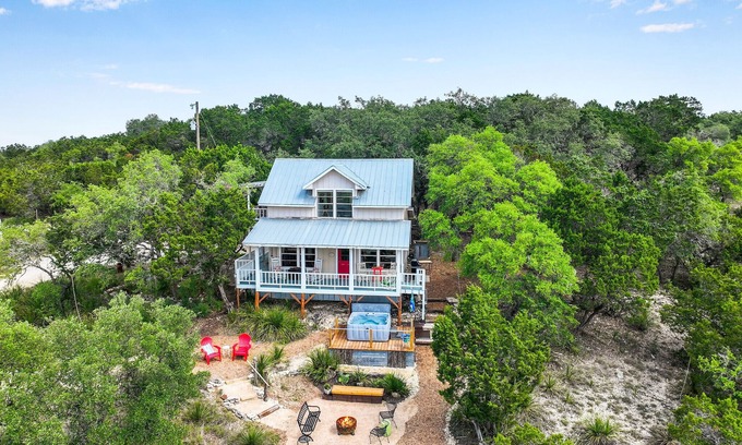 Wimberley House | Lomax Lookout I Hot tub, views, Stargazing, Wimberley