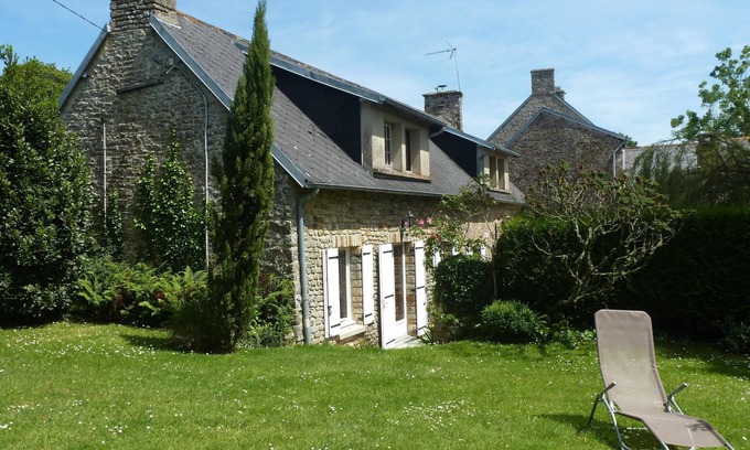 Saint-Maurice-en-Cotentin House | Longère 10 minutes from the beach - Longère Le Dy, 8 people