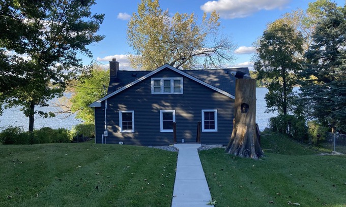 Ingleside House | Long Lake Lodge - Lakefront Home