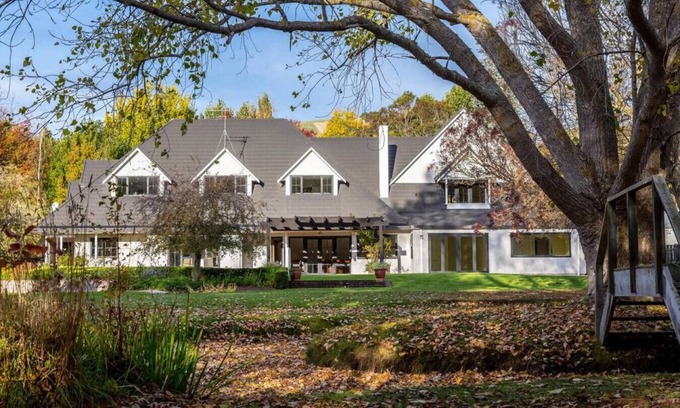 Solway Villa | Longbush Estate, Gladstone