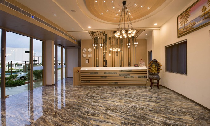 Chotila Hotel | Lords Resort Chotila