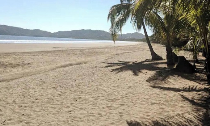 Tambor Condo | Los Delfines Condo, the perfect Pura Vida couple getaway awaits!