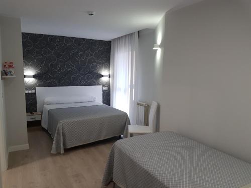 Saron House | Los Rosales