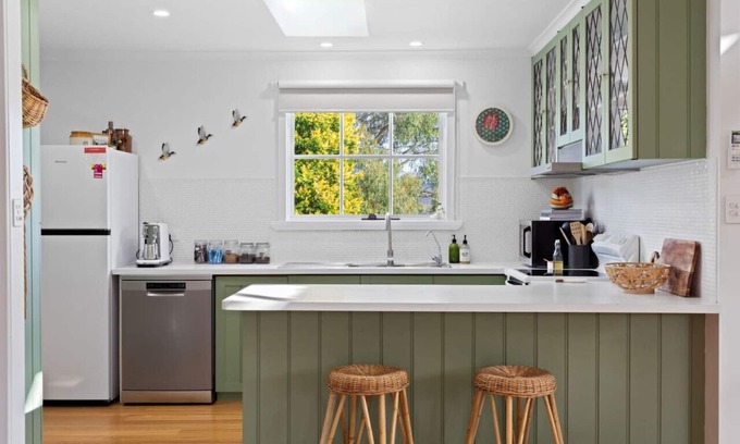 West Launceston House | Lotti's Cottage - Family Friendly, West Launceston
