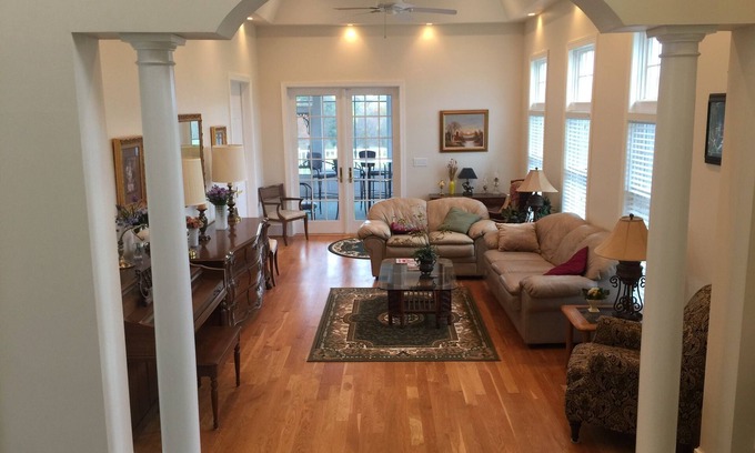Waterford Bed & Breakfast | Loudoun Valley Manor