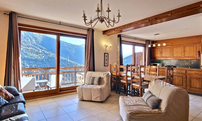 Vaujany Apartment | Loue Spacieux T3 70 m2 6 Couchages Domaine Alpe D'huez, Vucentre Village Vaujany