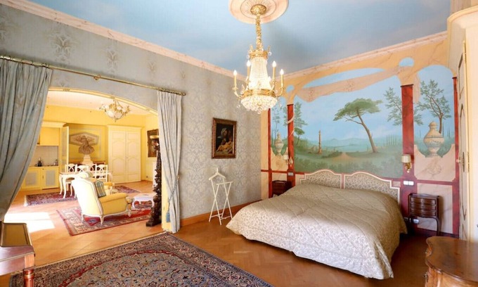 Fougueyrolles Apartment | "Louise" - luxurious apt on boutique wine estate