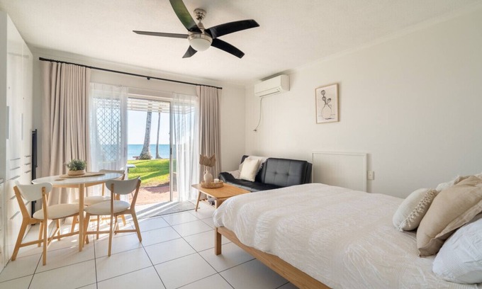 Dolphin Heads Apartment | Lousha Bach Dolphin Heads Resort