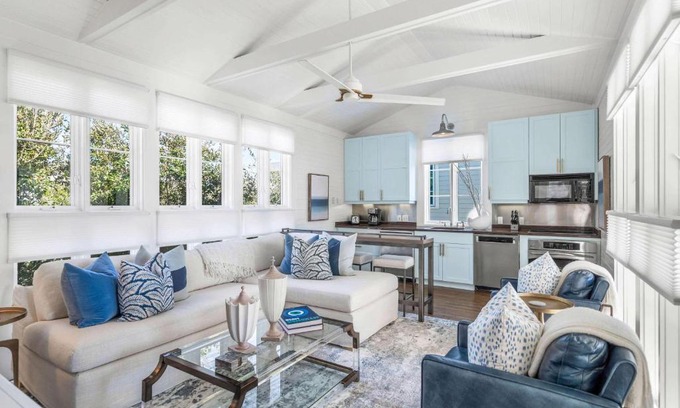 Seaside House | Love Me Tender