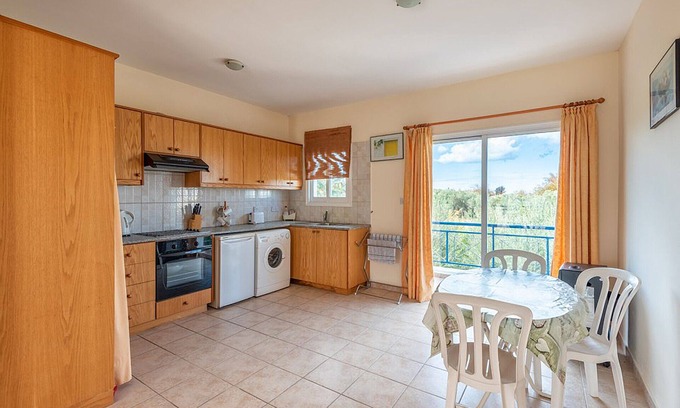 Prodromi Apartment | Lovely 2 bed apartment, 3 Lemon Grove