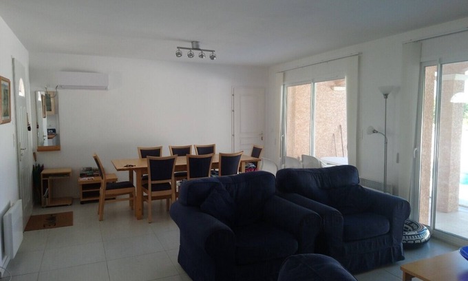 Peret Villa | Lovely 2-Bed Villa in Peret