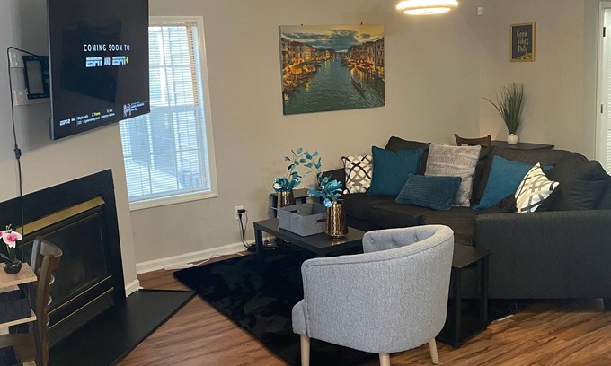 Westover Condo | Lovely 2 bedroom 2 Bath located DOWNTOWN FAYETTEVILLE