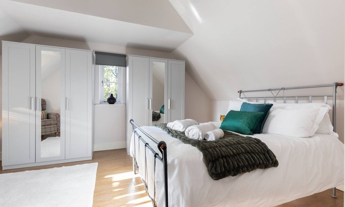 Heybridge Apartment | Lovely 3 Bedroom Holiday Let
