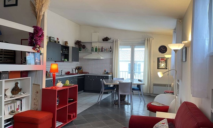 Paimpont Apartment | Lovely 3-room apartment near beach des Dames in Noirmoutier