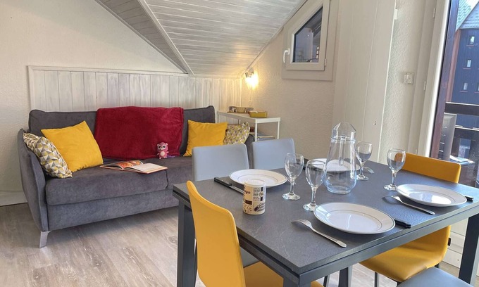 Risoul Apartment | Lovely 3-room ski-in, ski-out, in the center, for 6 people