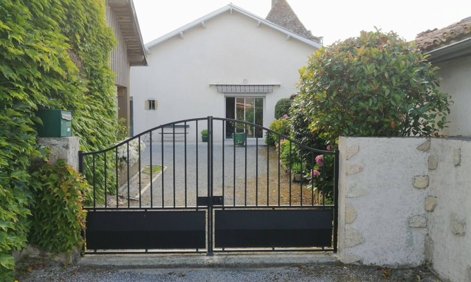 Port-de-Lanne Apartment | LOVELY 5-PERSON APARTMENT IN CHARACTER HOUSE IN THE COUNTRYSIDE 30MN FROM THE BEACH