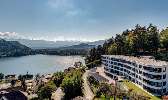 Annenheim Apartment | Lovely apartment for 3 guests with WIFI, TV, balcony and parking