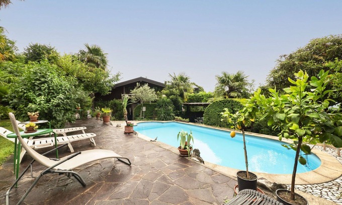Vito d'Asio Apartment | Lovely apartment for 4 guests with WIFI, pool, A/C, TV, patio, pets allowed and parking