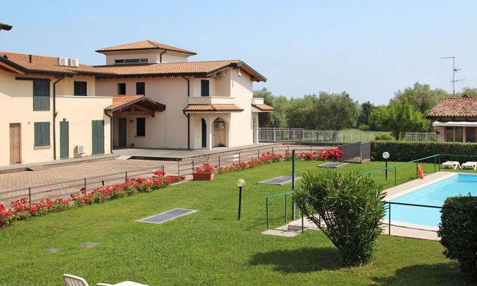 Cunettone-villa Apartment | Lovely apartment for 7 guests with pool, WIFI, A/C, TV, patio, pets allowed and parking