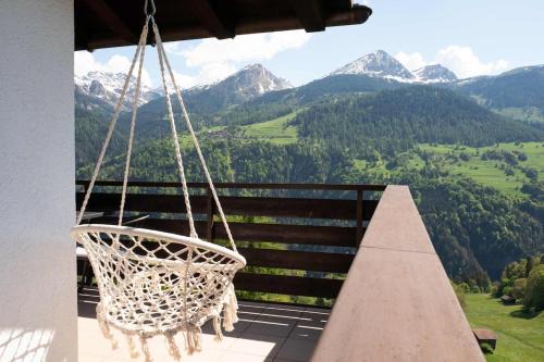 Castiel Apartment | Lovely apartment in a sunny village