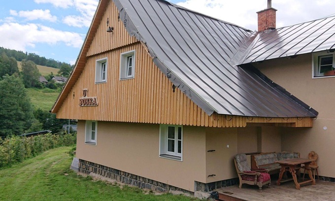 Rokytnice nad Jizerou Villa | Lovely apartment in villa with WIFI, TV, patio, pets allowed, panoramic view and parking
