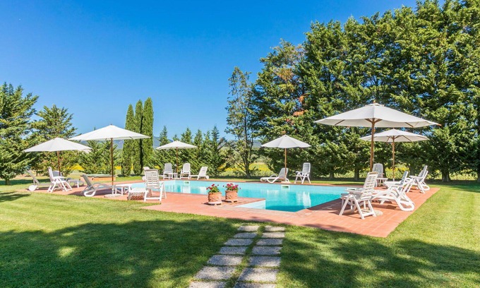 Suvereto Villa | Lovely apartment in villa for 4 guests with WIFI, pool, A/C, terrace and parking