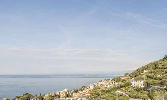 Poggio Favaro-San Bernardo Apartment | Lovely apartment with WIFI, TV, terrace, pets allowed and panoramic view, close to Genoa