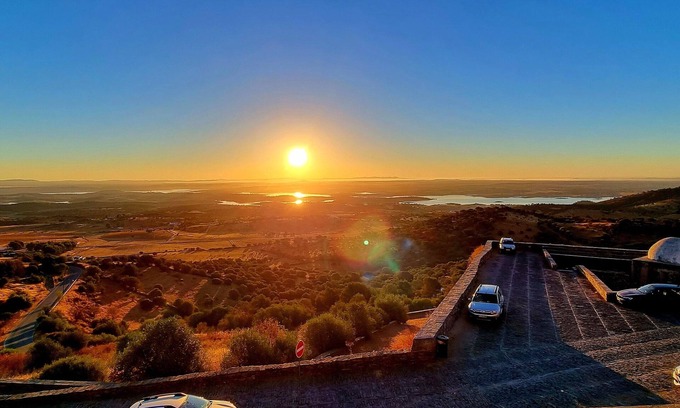 Monsaraz House | Lovely Bed House With one Room in Monsaraz Castle