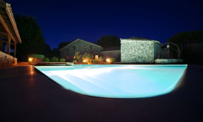 Paulhiac House | LOVELY, COMFORTABLE STONE VACATION HOME IN QUIET LOCATION WITH PRIVATE POOL