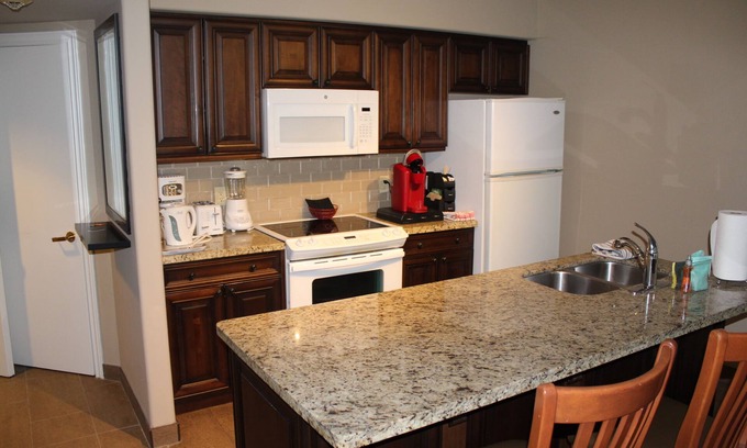 Oro-Medonte Condo | Lovely condo unit in Horseshoe Valley