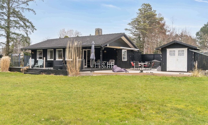 Rageleje House | Lovely cottage in peaceful surroundings