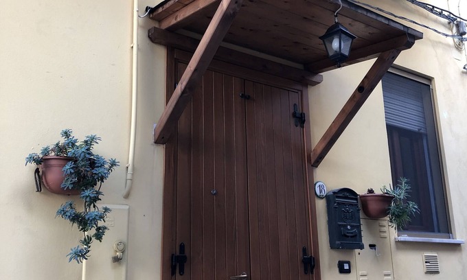 Orsogna House | Lovely detached cottage in the center of the village